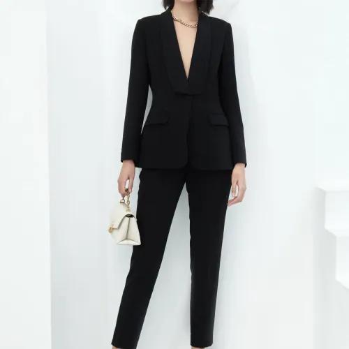 SUITS ĐEN LUCIA CỔ SAM