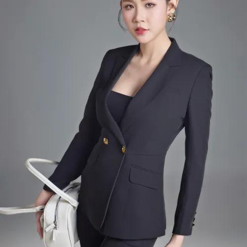 BLACK SUITS FOR WOMAN