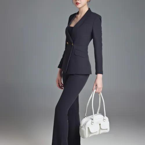BLACK SUITS FOR WOMAN